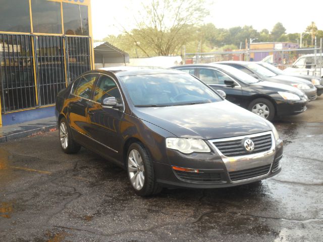 Volkswagen Passat 2006 photo 1