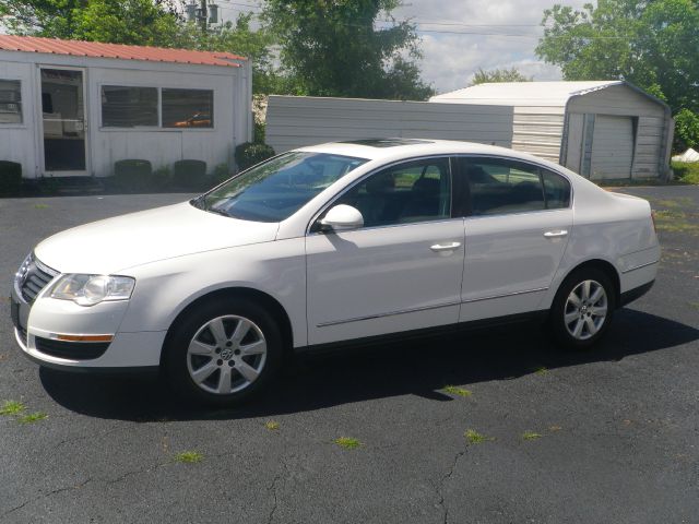 Volkswagen Passat 2006 photo 12