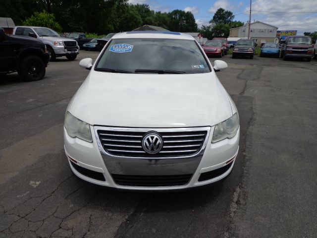 Volkswagen Passat 2006 photo 2