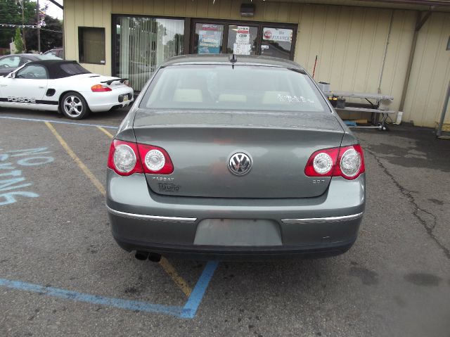 Volkswagen Passat 2006 photo 4