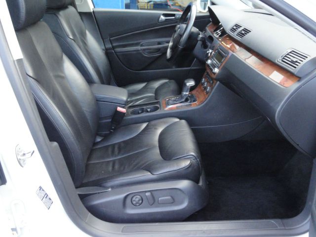 Volkswagen Passat 2006 photo 15