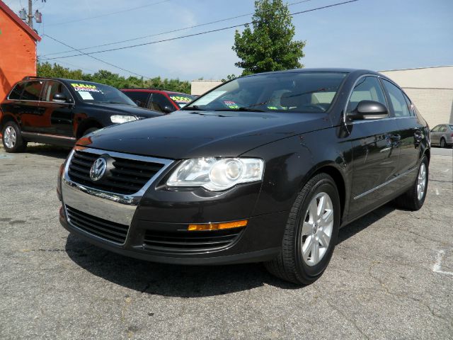 Volkswagen Passat 2006 photo 1