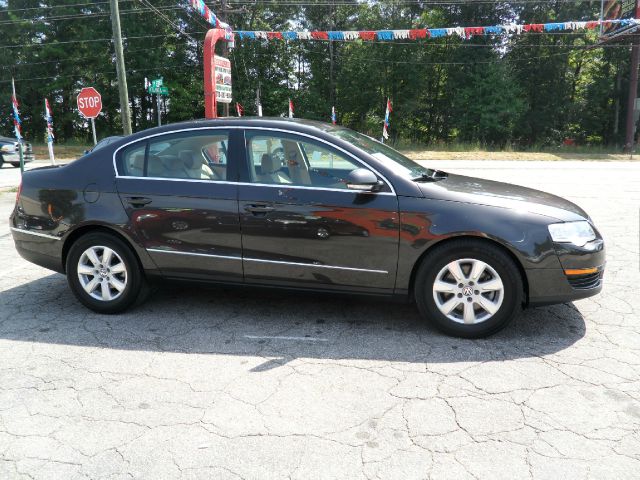 Volkswagen Passat 2006 photo 2