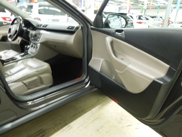 Volkswagen Passat 2006 photo 18