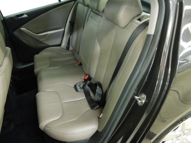 Volkswagen Passat 2006 photo 27