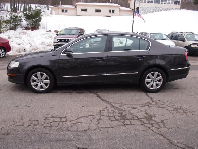 Volkswagen Passat 2006 photo 18