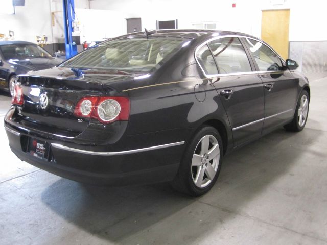 Volkswagen Passat 2006 photo 21