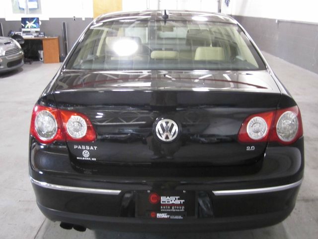 Volkswagen Passat 2006 photo 22