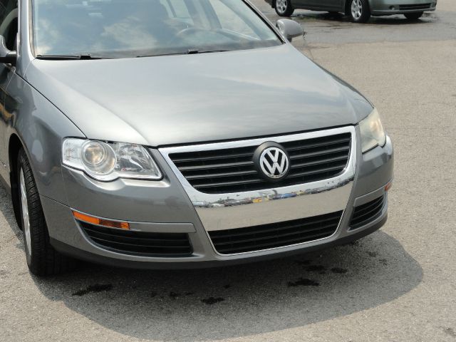 Volkswagen Passat 2006 photo 8