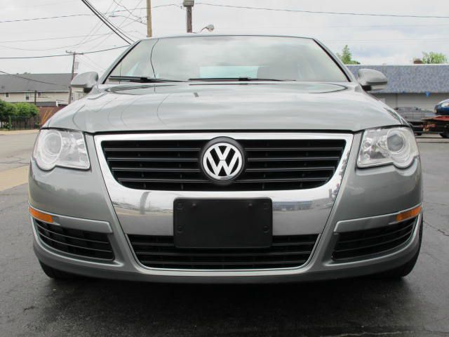 Volkswagen Passat 2006 photo 13