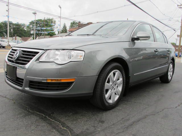 Volkswagen Passat 2006 photo 28