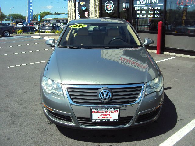 Volkswagen Passat 2006 photo 14