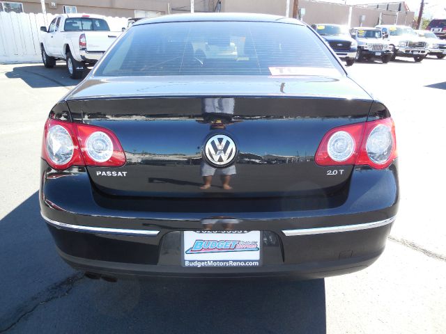 Volkswagen Passat 2006 photo 1