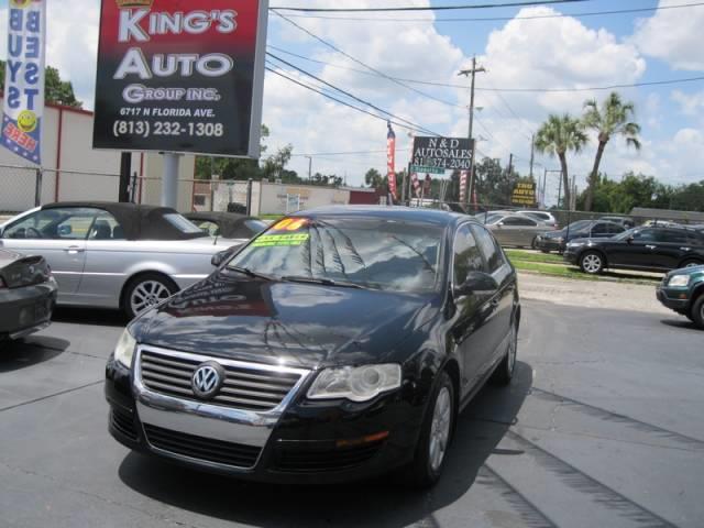 Volkswagen Passat 2006 photo 2