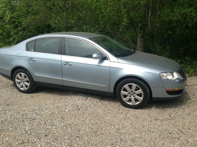 Volkswagen Passat 2006 photo 28