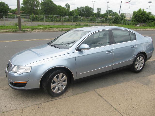 Volkswagen Passat 2006 photo 16