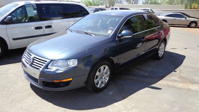 Volkswagen Passat 2006 photo 1