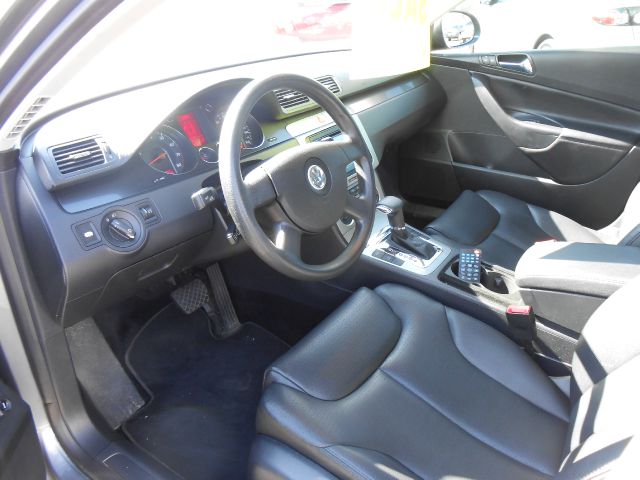 Volkswagen Passat 2006 photo 8