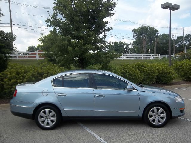 Volkswagen Passat 2006 photo 3