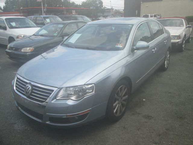 Volkswagen Passat 2006 photo 2