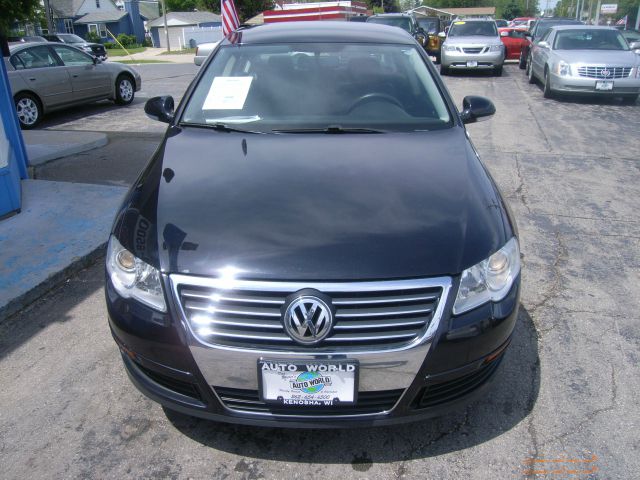 Volkswagen Passat 2007 photo 12