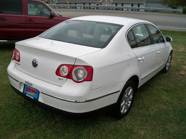 Volkswagen Passat 2007 photo 1