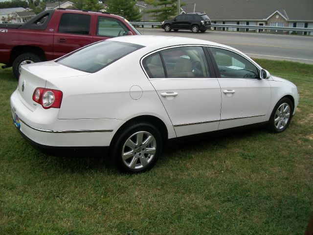 Volkswagen Passat 2007 photo 2