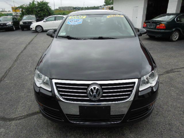 Volkswagen Passat 2007 photo 1