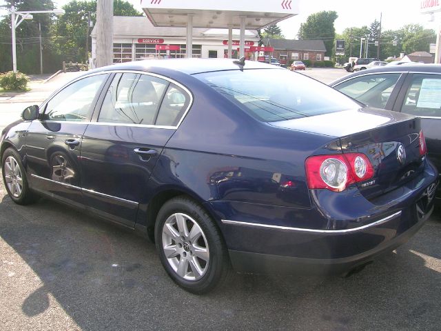 Volkswagen Passat 2007 photo 1