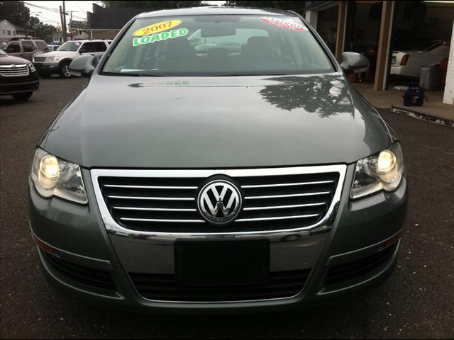 Volkswagen Passat 2007 photo 1