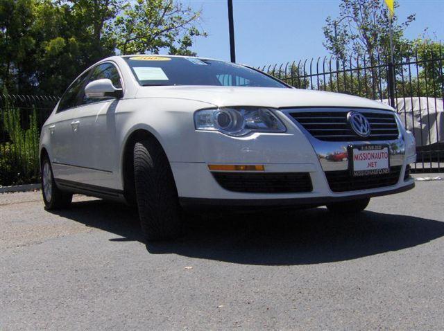 Volkswagen Passat 2007 photo 1