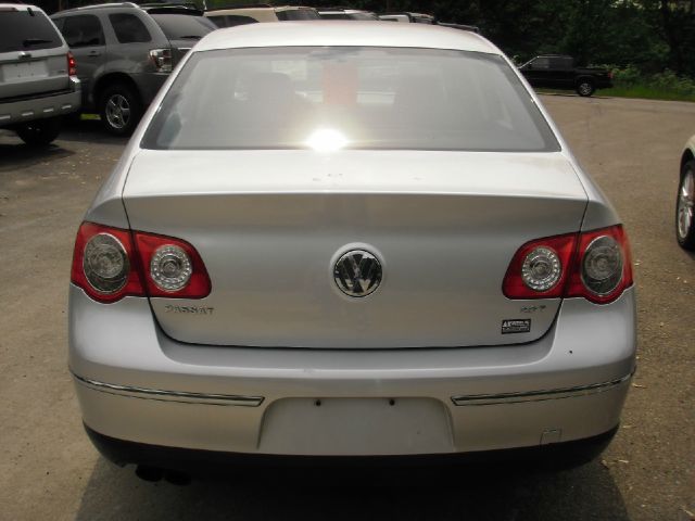 Volkswagen Passat 2007 photo 19