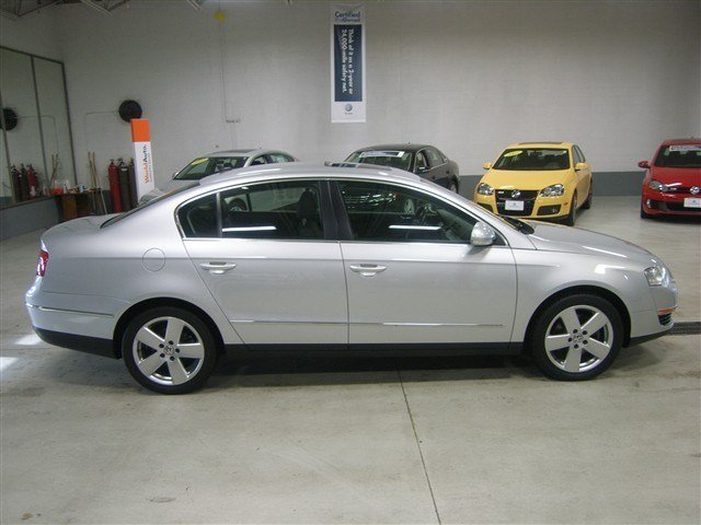 Volkswagen Passat 2008 photo 3