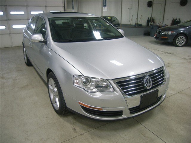 Volkswagen Passat 2008 photo 2