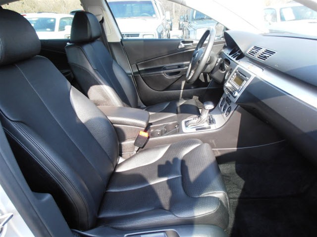 Volkswagen Passat 2008 photo 2