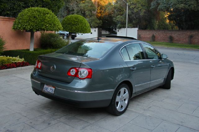 Volkswagen Passat 2008 photo 3