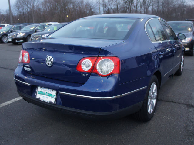 Volkswagen Passat 2008 photo 3