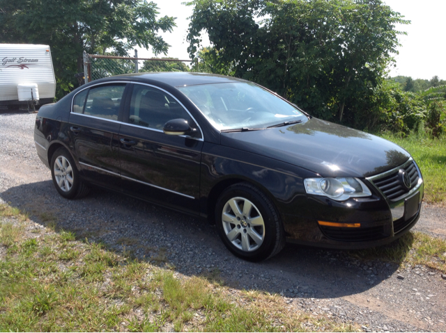 Volkswagen Passat 2008 photo 1