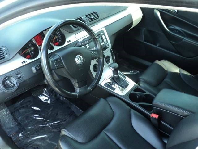 Volkswagen Passat 2008 photo 1