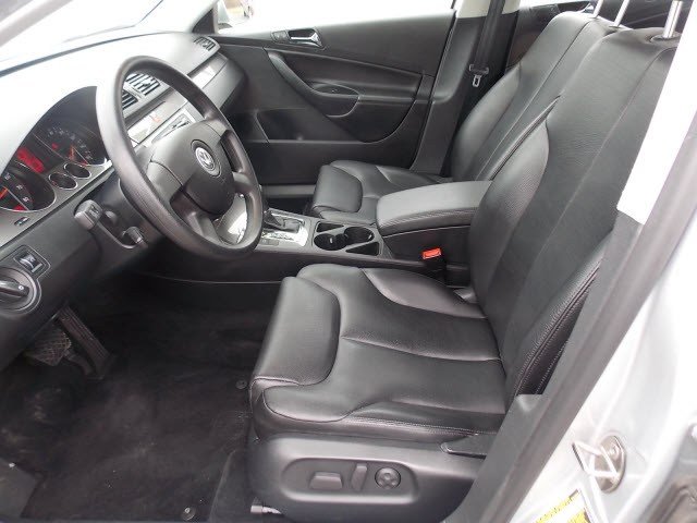 Volkswagen Passat 2008 photo 1