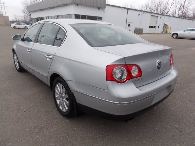 Volkswagen Passat 2008 photo 2