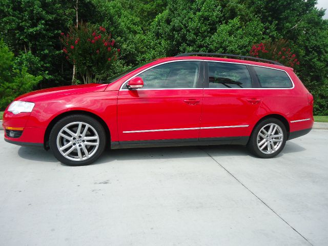 Volkswagen Passat 2008 photo 1