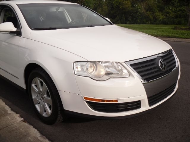 Volkswagen Passat 2008 photo 3