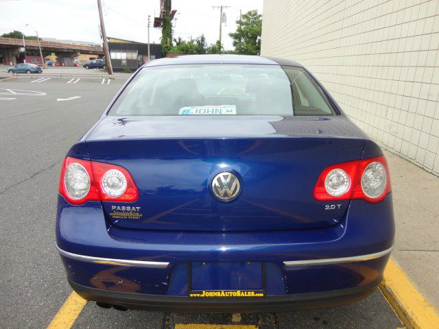 Volkswagen Passat W/ CD, MP3, And Auxiliary Audio Jack Sedan