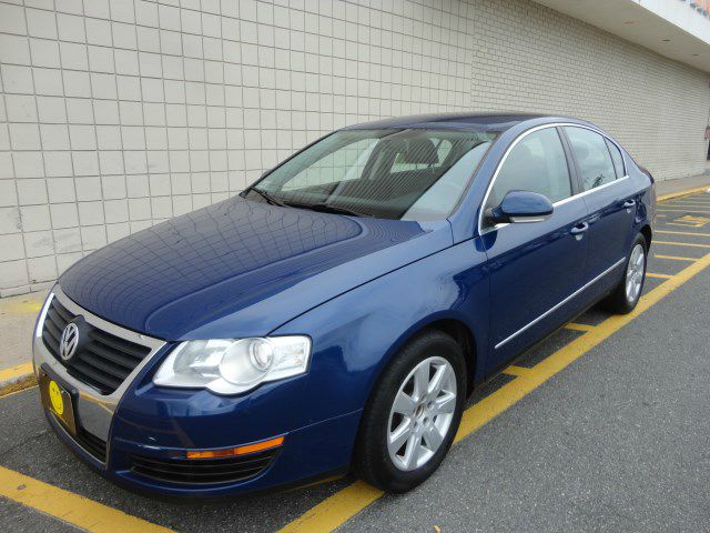 Volkswagen Passat 2008 photo 2