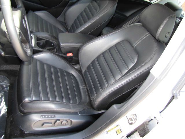 Volkswagen Passat 2008 photo 11