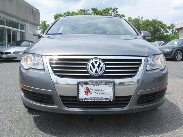 Volkswagen Passat 2008 photo 1