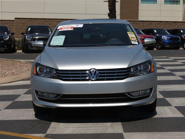 Volkswagen Passat 2012 photo 3