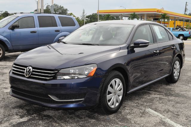 Volkswagen Passat 2012 photo 4