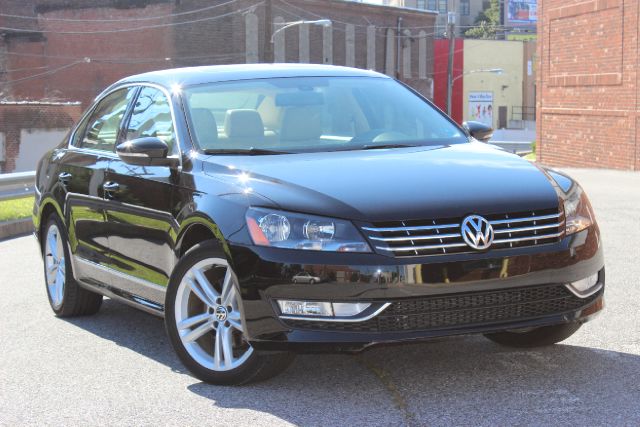 Volkswagen Passat 2012 photo 4